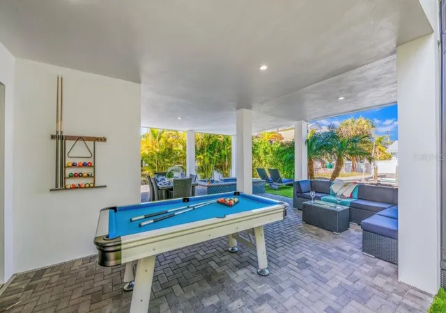 Photo 4 of Single family home for sale at 401 20th Place, Bradenton Beach, FL 34217 | MLS# A4671160 | Listing updated on 2026-04-20