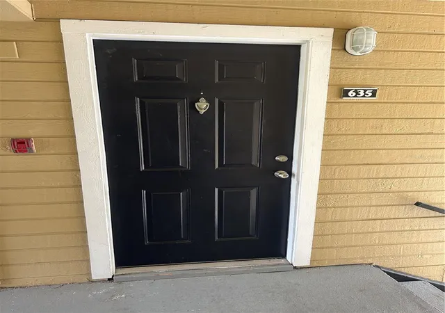 2nd image of 1083 S Hiawassee Rd #635, Orlando, FL 32835 | MLS# O6358532
