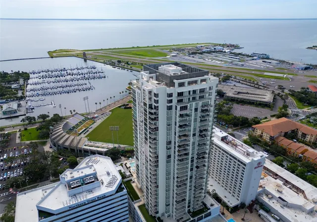 Condo for sale at 301 1St St S #3305, Saint Petersburg, FL 33701 | MLS# TB8445479