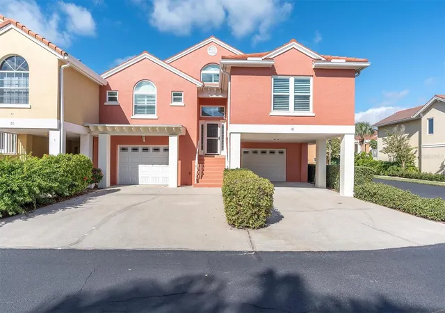 Townhouse for sale at 18 Jefferson Ct S, Saint Petersburg, FL 33711 | MLS# TB8445622