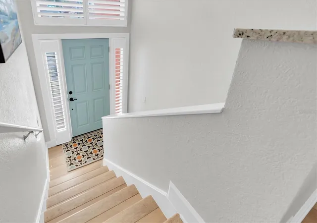 Photo 4 of Townhouse for sale at 18 Jefferson Ct S, Saint Petersburg, FL 33711 | MLS# TB8445622 | Listing updated on 2026-10-04