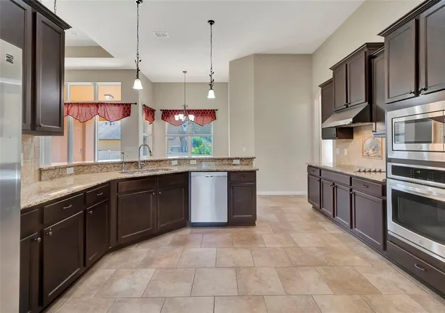 Photo 2 of Single family home for sale at 10816 Wyandotte Dr, Clermont, FL 34711 | MLS# G5104227 | Listing updated on 2026-08-07
