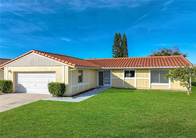 1st image of 5321 Williamsport Dr, Orlando, FL 32821 | MLS# O6358740