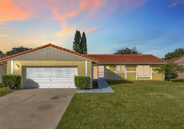 2nd image of 5321 Williamsport Dr, Orlando, FL 32821 | MLS# O6358740