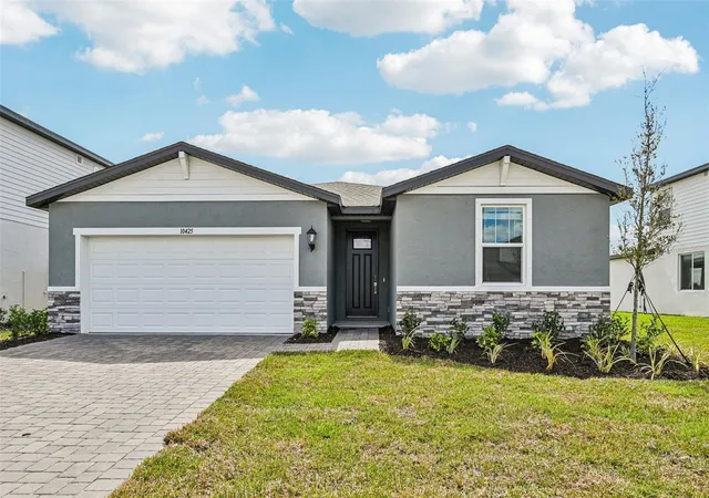 Photo 1 of Single family home for sale at 10425 Abundance Grv Way, Parrish, FL 34219 | MLS# O6358823 | Listing updated on 2026-10-26