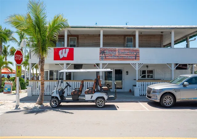 2nd image of 901 Gulf Dr S, BRADENTON BEACH, FL 34217