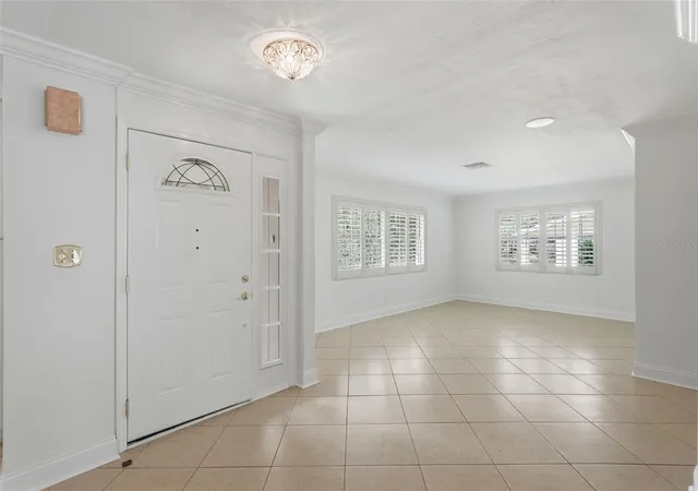 3rd image of 8235 39Th Ave N, Saint Petersburg, FL 33709 | MLS# TB8445910