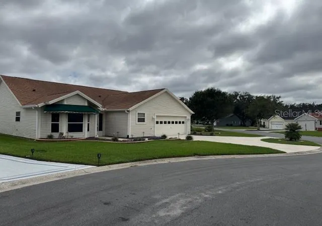 2nd image of 903 Ramos Dr, Lady Lake, FL 32159 | MLS# O6358859