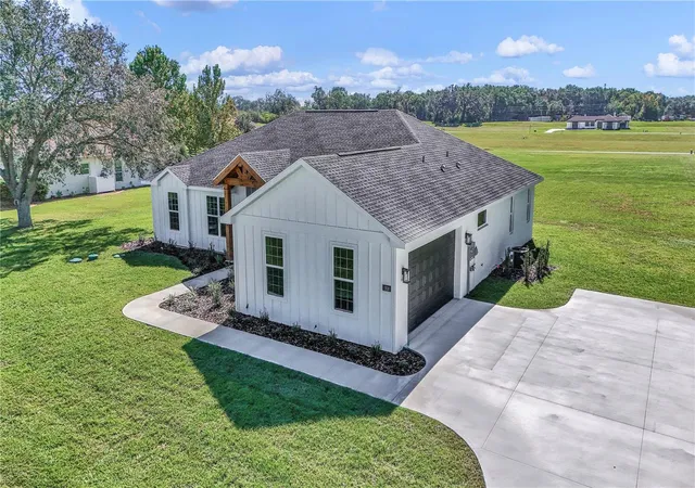 Photo 3 of Single family home for sale at 1916 Nw 80th Street, Ocala, FL 34475 | MLS# OM713108 | Listing updated on 2026-08-30