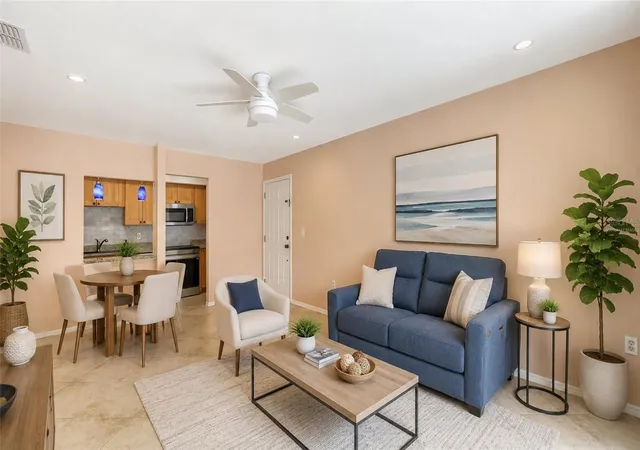 3rd image of 631 N Orange Ave #208, Sarasota, FL 34236 | MLS# A4671326
