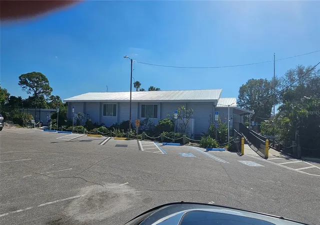 64th image of 6328 Georgia Ave, Bradenton, FL 34207 | MLS# A4671333