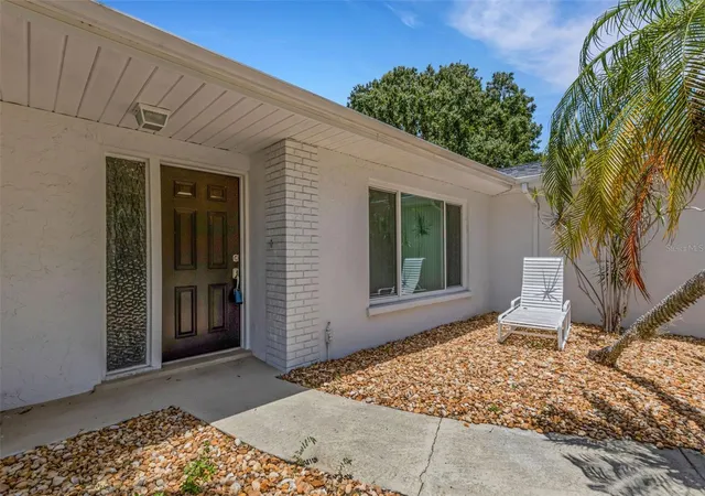 Photo 4 of Single family home for sale at 6328 Georgia Ave, Bradenton, FL 34207 | MLS# A4671333 | Listing updated on 2026-10-01