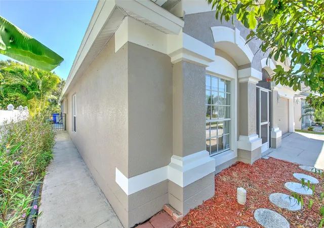 Photo 4 of Single family home for sale at 13326 Evening Sunset Ln, Riverview, FL 33579 | MLS# TB8446107 | Listing updated on 2026-03-26