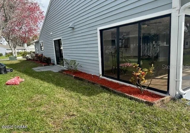 3rd image of 257 S Gull Dr, Daytona Beach, FL 32119 | MLS# V4945791