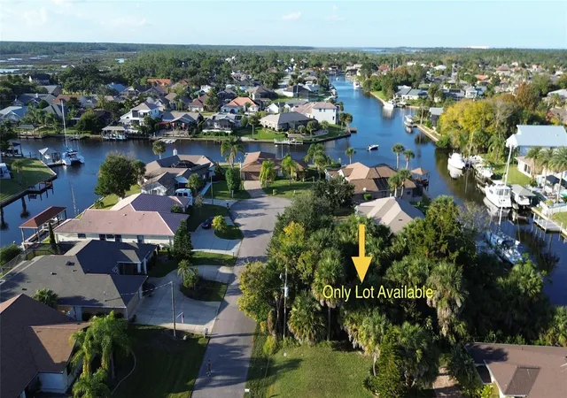 1st image of 4 Crow Ct, Palm Coast, FL 32137 | MLS# FC313969