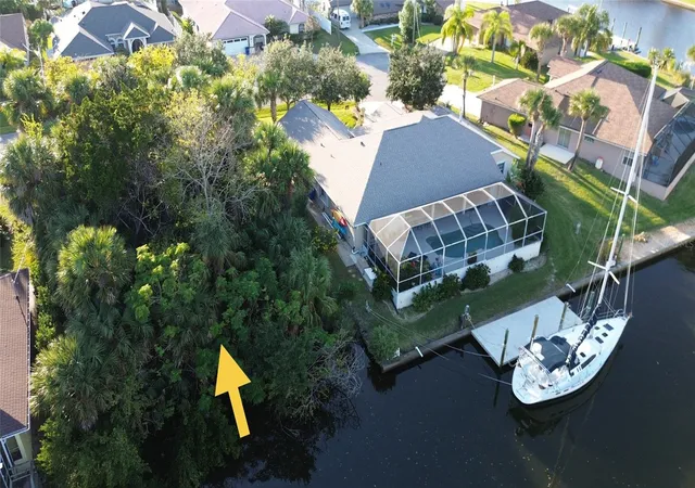 2nd image of 4 Crow Ct, Palm Coast, FL 32137 | MLS# FC313969