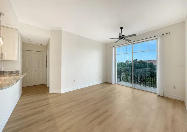 3rd image of 1064 N Tamiami Trl, Sarasota, FL 34236