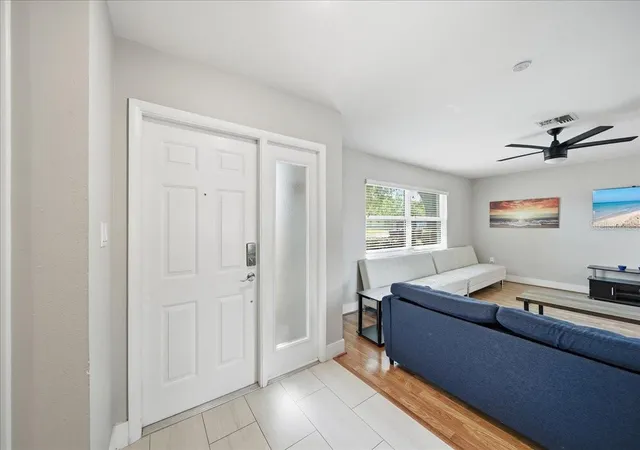 Photo 4 of Single family home for sale at 5883 Whistlewood Cir, Sarasota, FL 34232 | MLS# A4671389 | Listing updated on 2026-09-06