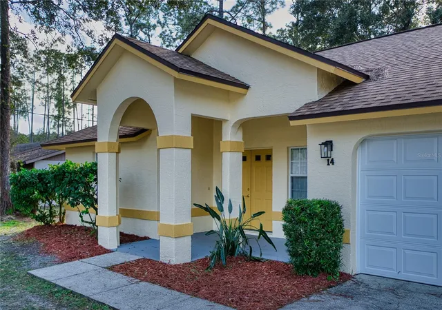 Photo 3 of Single family home for sale at 14 Wellshire Ln, Palm Coast, FL 32164 | MLS# FC313986 | Listing updated on 2026-09-26