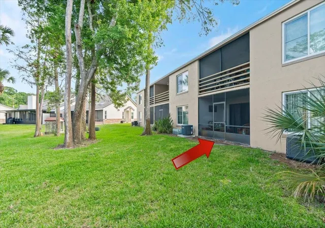 Photo 2 of Condo for sale at 102 Bob White Ct #102C, Daytona Beach, FL 32119 | MLS# V4945814 | Listing updated on 2026-10-06