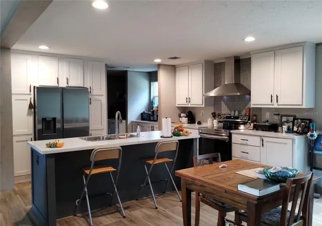 Photo 1 of Manufactured home for sale at 1826 Se 44Th Pl, Bushnell, FL 33513 | MLS# W7880602 | Listing updated on 2026-10-28