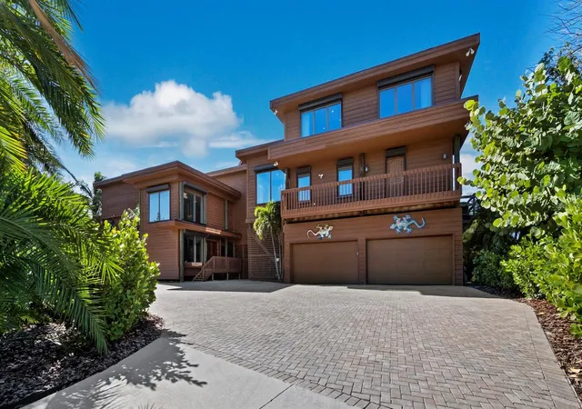 3rd image of 6685 Gulf Of Mexico Dr, Longboat Key, FL 34228 | MLS# A4671535