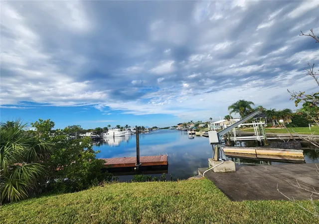 3rd image of 3532 Floramar Ter, New Port Richey, FL 34652 | MLS# TB8446597