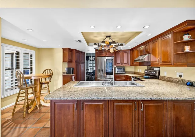2nd image of 2835 Hammock Dr, Plant City, FL 33566 | MLS# TB8446870