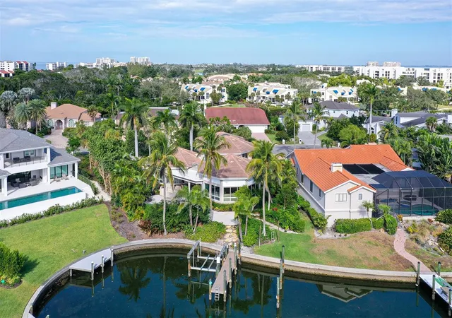 Photo 2 of Single family home for sale at 510 Harbor Gate Way, Longboat Key, FL 34228 | MLS# A4671696 | Listing updated on 2026-10-04