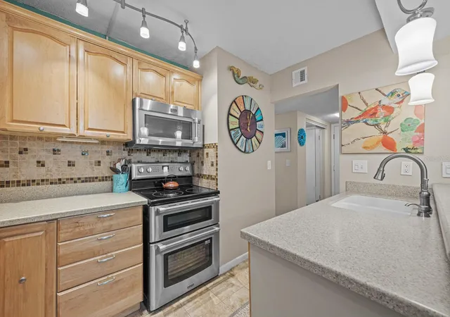 4th image of 37 Alcira Ct, ST AUGUSTINE, FL 32086