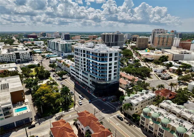 Condo for sale at 290 Cocoanut Ave #604, Sarasota, FL 34236 | MLS# A4671705 | Listing updated on 2026-09-23