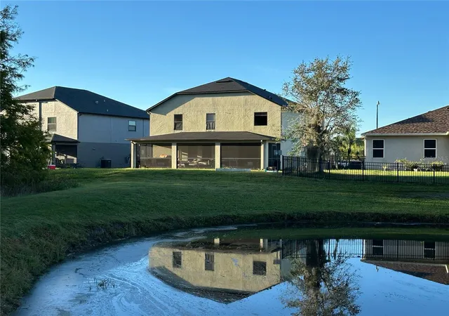 Photo 3 of Single family home for sale at 2924 Boating Blvd, Kissimmee, FL 34746 | MLS# S5138344 | Listing updated on 2026-07-26