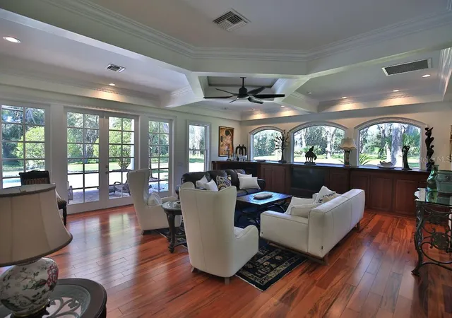 Photo 4 of Single family home for sale at 1401 SE 91st Place, Ocala, FL 34480 | MLS# OM713322 | Listing updated on 2026-09-22