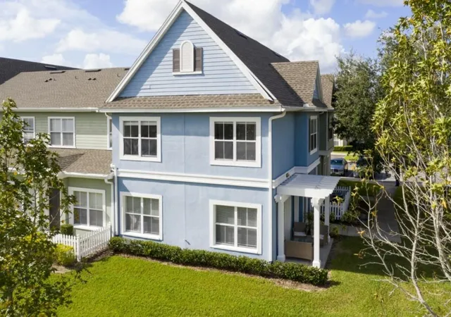 Listing Photo 2 - Condo for sale in building located at 2201 San Vittorino Cir, KISSIMMEE, FL 34741 - Unit #108
