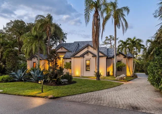 Single family home for sale at 49 Osprey Point Dr, OSPREY, FL 34229 | MLS# A4671762