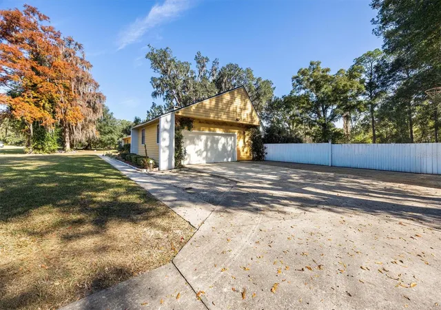 Photo 3 of Single family home for sale at 3811 SW 82nd Street, Gainesville, FL 32608 | MLS# GC535378 | Listing updated on 2026-07-30