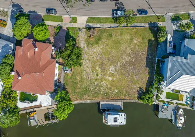 13th image of 104 Adalia Ave, Tampa, FL 33606 | MLS# TB8447231