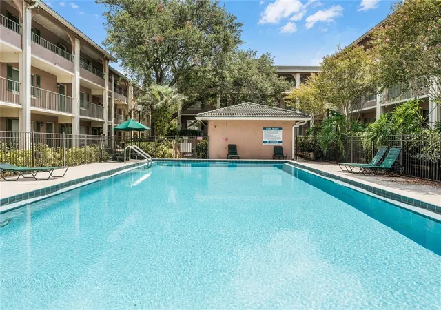 2nd image of 120 Blue Pt Wy, Altamonte Springs, FL 32701