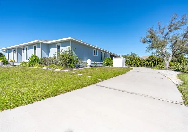 3rd image of 320 Anchor Row, Placida, FL 33946 | MLS# D6144733