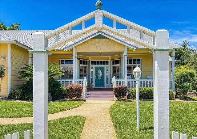 Photo 3 of Single family home for sale at 2815 Bay Side Dr, New Smyrna Beach, FL 32168 | MLS# NS1086555 | Listing updated on 2026-09-03