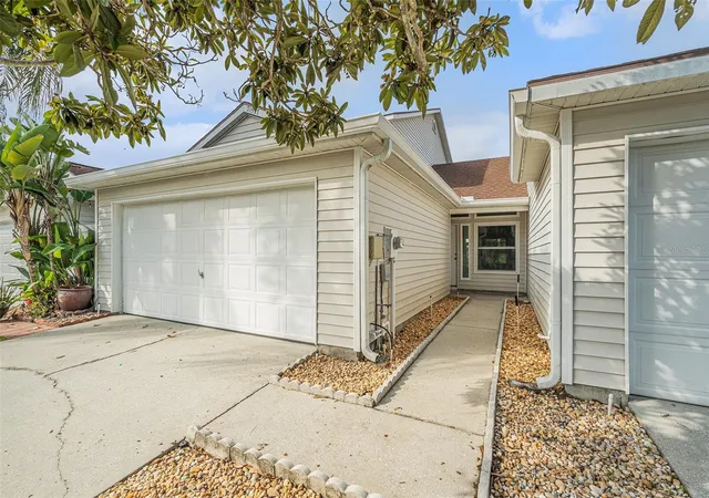Homes for sale in Lutz, FL | 21527 Woodstork Ln, Lutz, FL 33549 | MLS# TB8447434