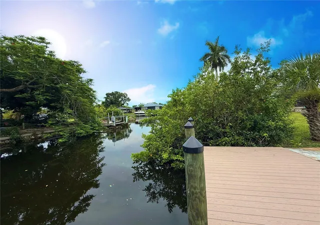 Photo 3 of Single family home for sale at 2820 Marlin Pl, Punta Gorda, FL 33950 | MLS# C7517645 | Listing updated on 2026-10-05