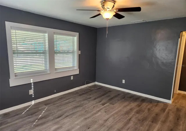Photo 3 of Single family home for sale at 2011 11th Street W, Bradenton, FL 34205 | MLS# TB8447533 | Listing updated on 2026-08-31