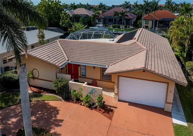 2nd image of 69 Sabal Dr, Punta Gorda, FL 33950 | MLS# C7517668