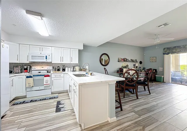3rd image of 676 Sandy Neck Ln #101, Altamonte Springs, FL 32714 | MLS# O6360208