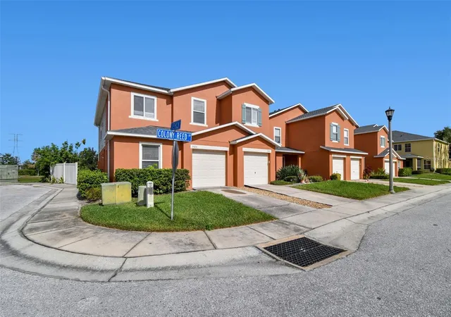 Homes for sale in Clearwater, FL | 2520 Colony Reed Ln, Clearwater, FL 33763 | MLS# TB8447778