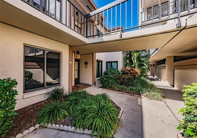 4th image of 6269 Palma Del Mar Blvd S, ST PETERSBURG, FL 33715