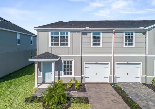 1st image of 1205 Port Blue Way, Lady Lake, FL 32159 | MLS# G5104473