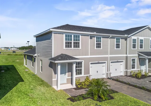 2nd image of 1205 Port Blue Way, Lady Lake, FL 32159 | MLS# G5104473