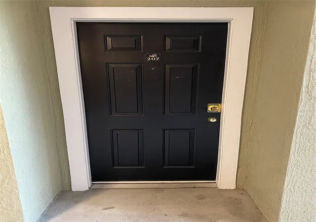Photo 3 of Condo for sale at 6685 Queens Borough Ave #207, Orlando, FL 32835 | MLS# O6360401 | Listing updated on 2026-09-12